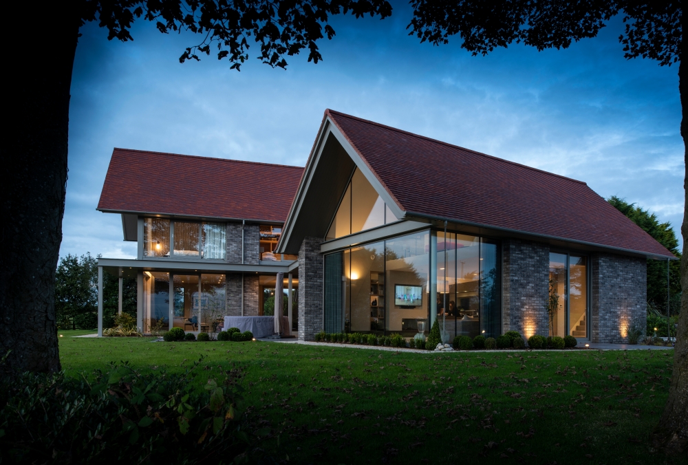 belgian-style-barn-located-on-an-elevated-site-with-panoramic-views-7 belgian-style-barn-located-on-an-elevated-site-with-panoramic-views-7