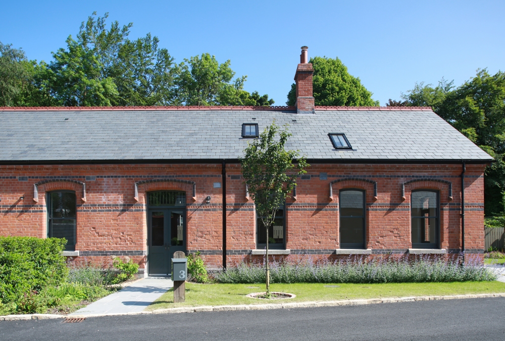 renovation-and-expansion-of-derelict-train-station-into-bespoke-proprieties-14 renovation-and-expansion-of-derelict-train-station-into-bespoke-proprieties-14