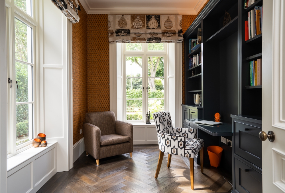 City House with a Two Storey Curved Bay Window