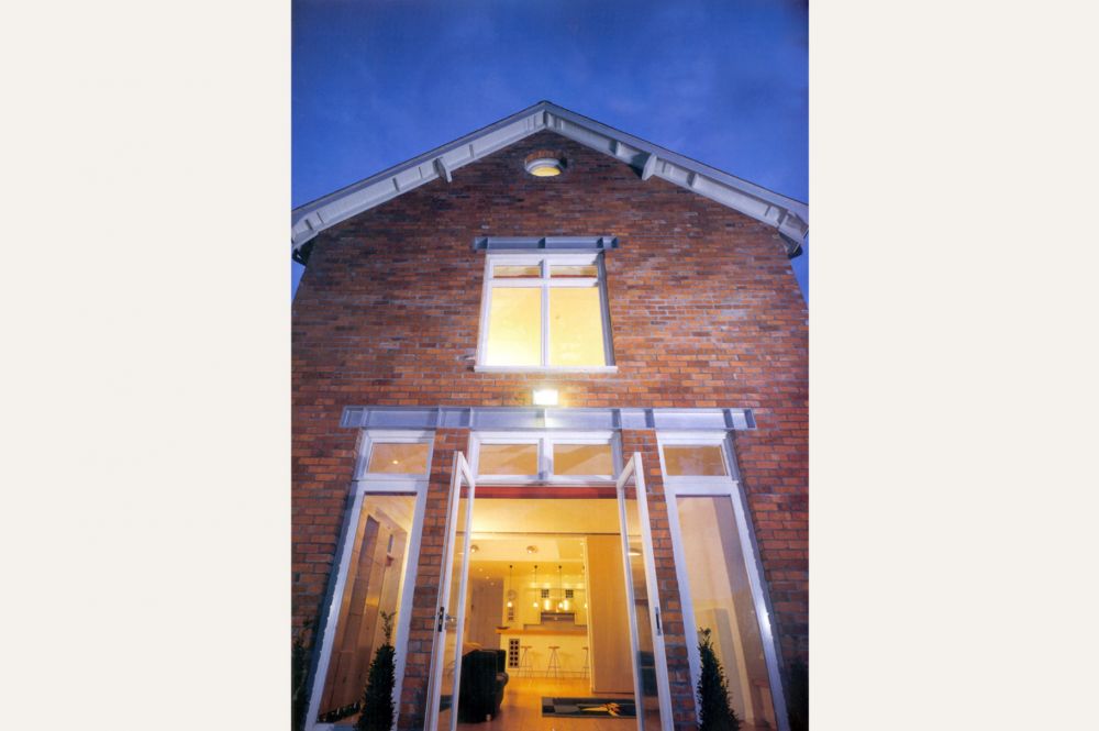 reconstructed_coach_house_with_cobbled_courtyard_7 reconstructed_coach_house_with_cobbled_courtyard_7