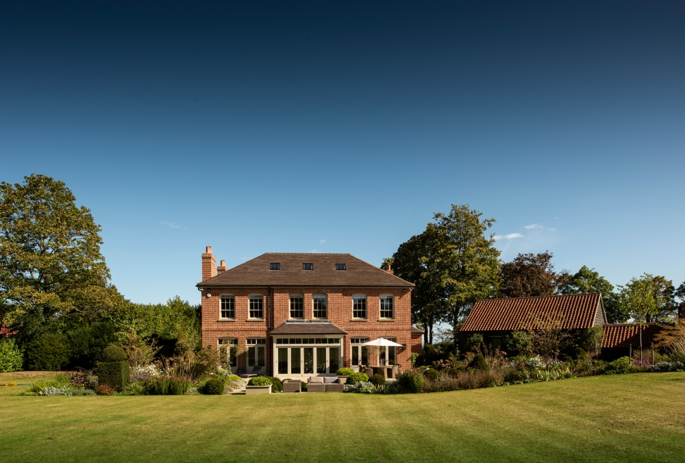 country-estate-with-stables-and-sand-school-in-effingham-surrey-9 country-estate-with-stables-and-sand-school-in-effingham-surrey-9