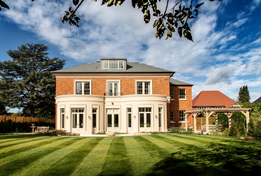new-family-home-on-oxshott-rise-cobham-surrey-7 new-family-home-on-oxshott-rise-cobham-surrey-7