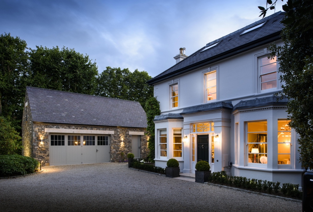 Stunning_Country_House_and_Stone_Garage_03 Stunning_Country_House_and_Stone_Garage_03