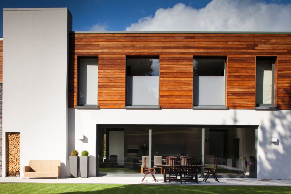 House Set in Lush 3 Acre Site Within an Area of Townscape Character House Set in Lush 3 Acre Site Within an Area of Townscape Character