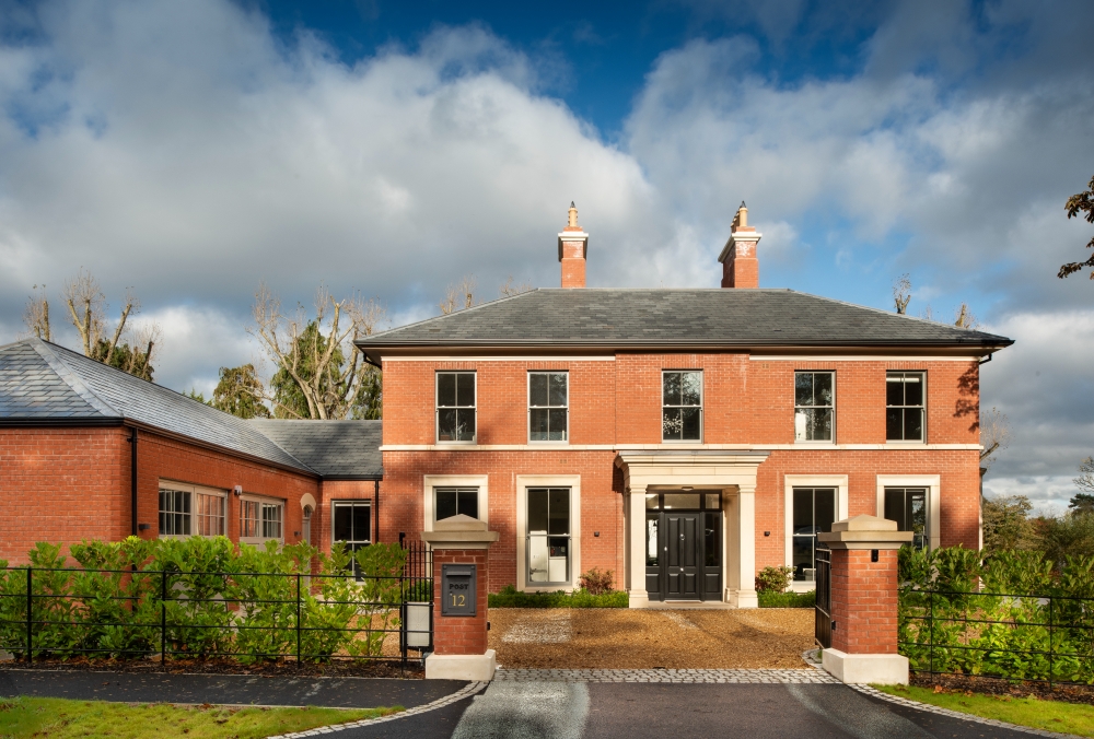 New_Build_Red_Brick_Home_01 New_Build_Red_Brick_Home_01