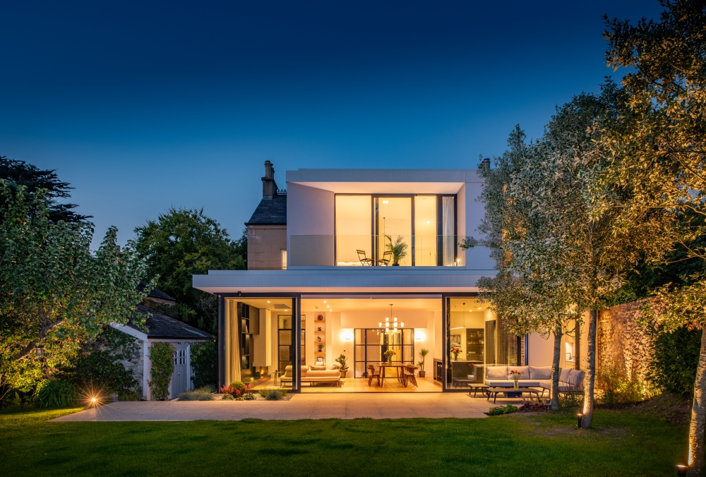 a_light_filled_modern_addition_11 a_light_filled_modern_addition_11