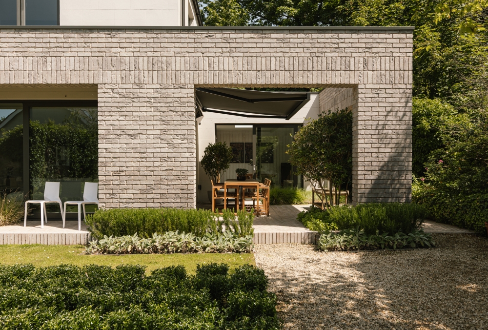 Contemporary Makeover Contemporary Makeover