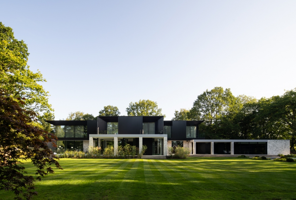blending_tradition_with_contemporary_luxury_10 blending_tradition_with_contemporary_luxury_10