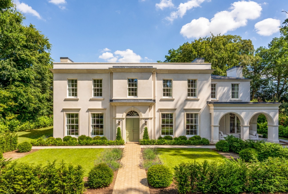 Splendid New Country House Near Henley Splendid New Country House Near Henley