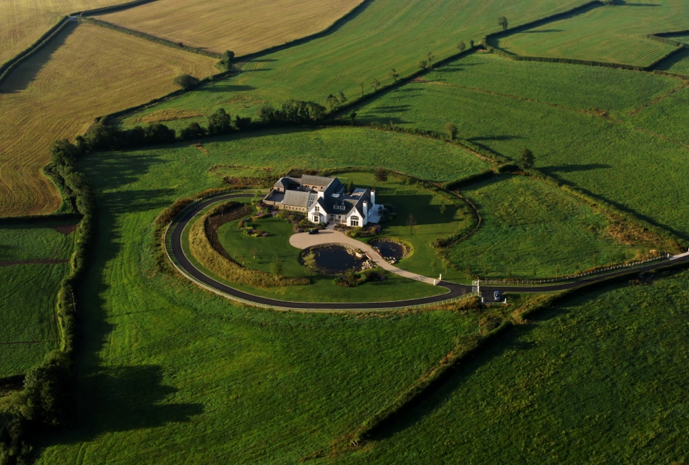 Picturesque Countryside Home Picturesque Countryside Home