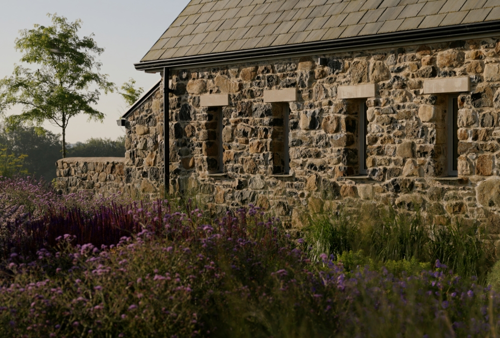 Picturesque Countryside Home Picturesque Countryside Home