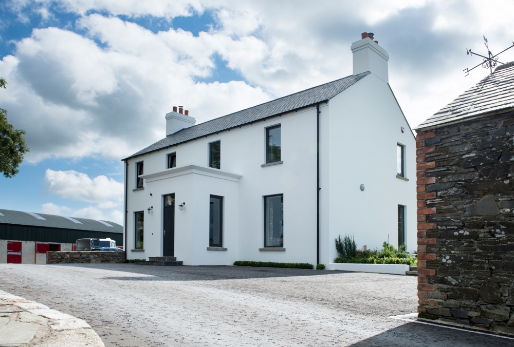 new-build-contemporary-farmstead-with-curved-roof-2