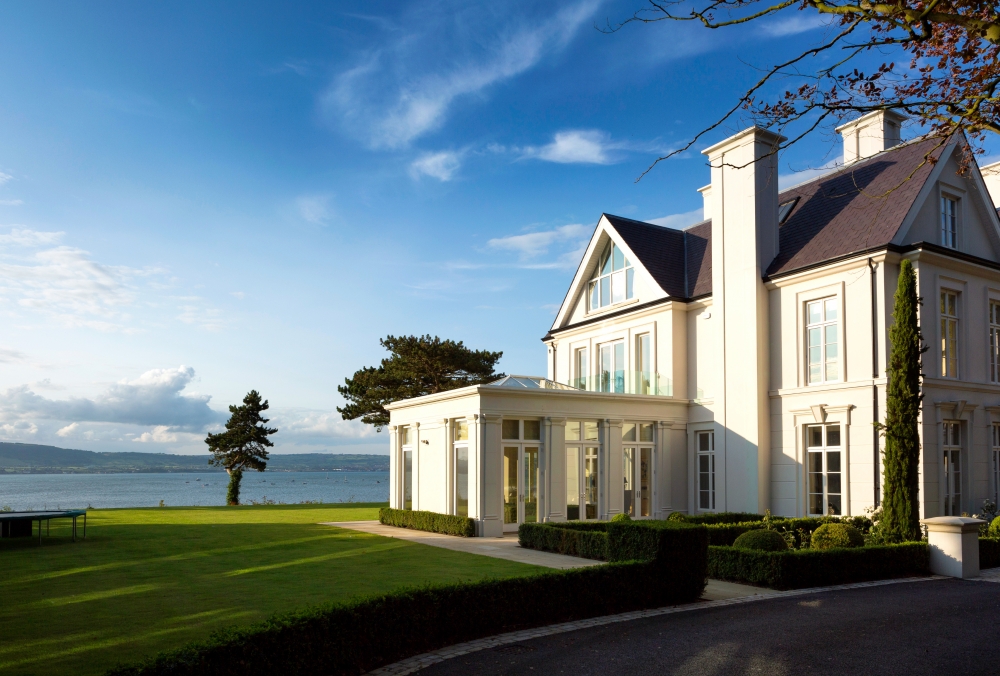 Landmark Home on Elevated Coastal Site Landmark Home on Elevated Coastal Site