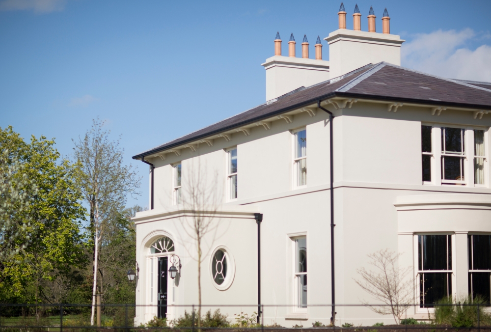 new-home-blends-seamlessly-into-landscape-13 new-home-blends-seamlessly-into-landscape-13