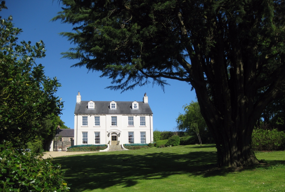 Classical Neo-Georgian Country House Classical Neo-Georgian Country House
