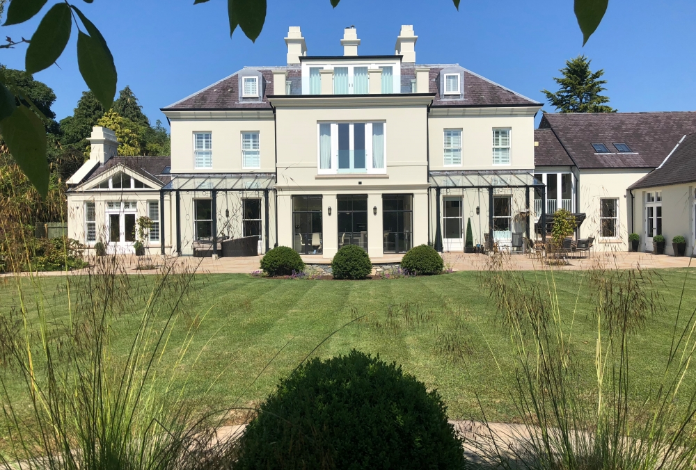 Classically Styled Dwelling Located in an Area of Townscape Character