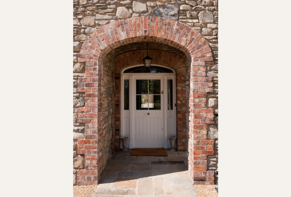 Classically Styled Dwelling Located in an Area of Townscape Character