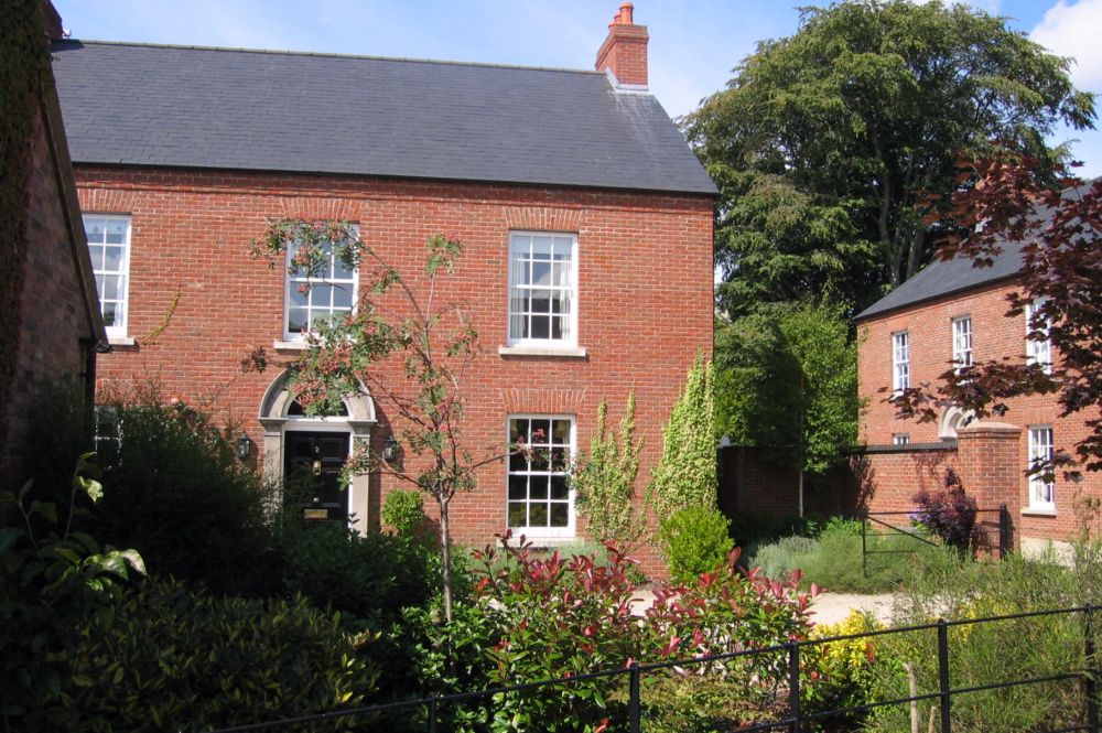 georgian_style_villa_with_rustic_brick_6 georgian_style_villa_with_rustic_brick_6