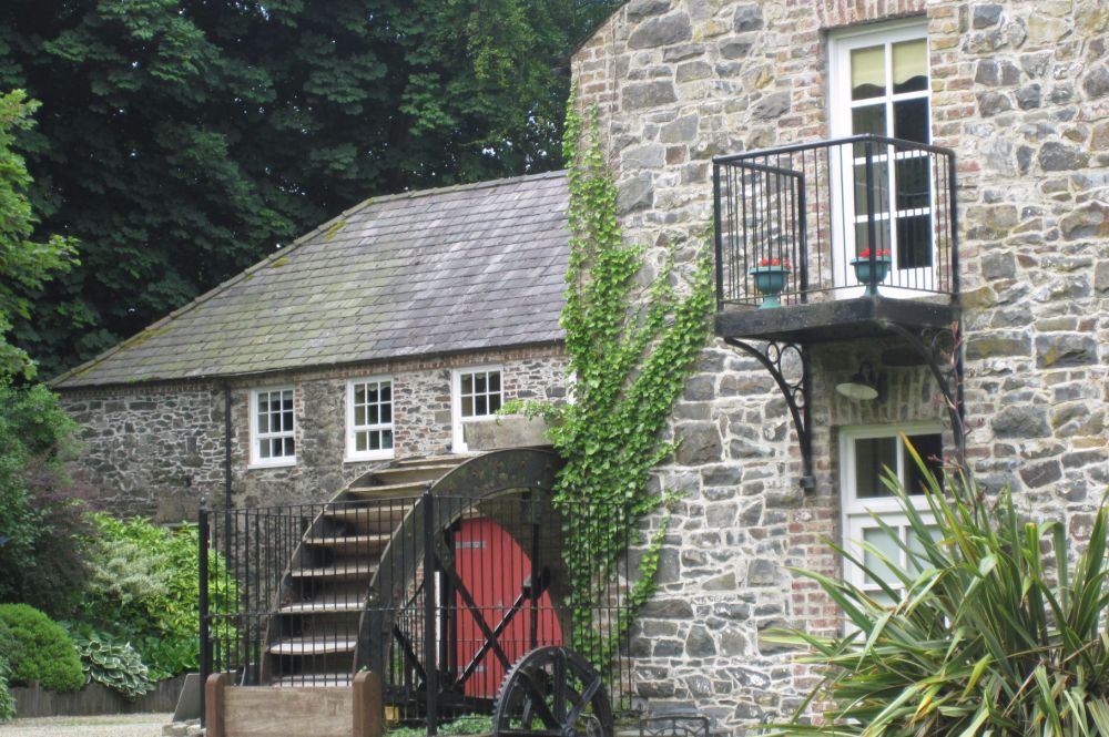 conversion_of_former_beetling_mill_into_family_home_4 conversion_of_former_beetling_mill_into_family_home_4
