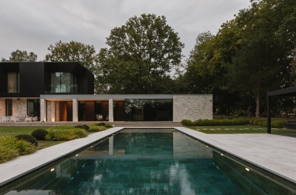 A Fusion of Heritage and Modern Elegance